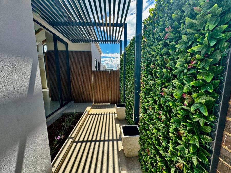 3 Bedroom Property for Sale in Helderzicht Eco Estate North West